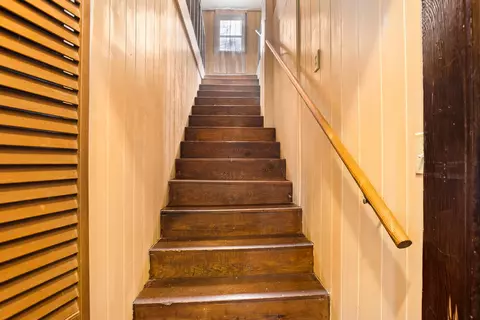 Entry Way - 39 Stone Cut Off Rd, Laurel, MS 39443 photo 1 of 3