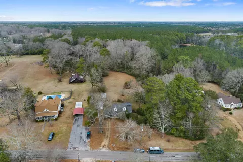 View/Area - 39 Stone Cut Off Rd, Laurel, MS 39443 photo 2 of 4