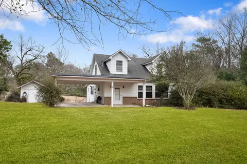 39 Stone Cut Off Rd, Laurel, MS 39443