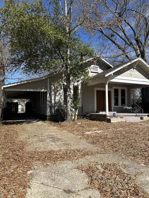109 Dearborne St, Hattiesburg, MS 39401