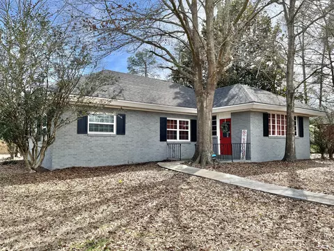 105 Georgia Ave, Hattiesburg, MS 39401