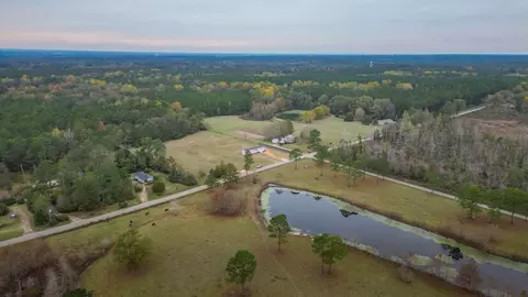 77 Butler, Petal, MS 39465 photo 4