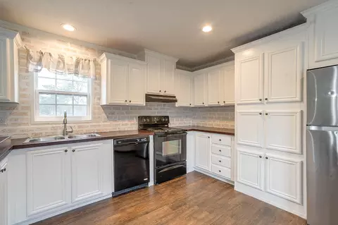 77 Butler, Petal, MS 39465 photo 16