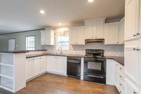 77 Butler, Petal, MS 39465 photo 15