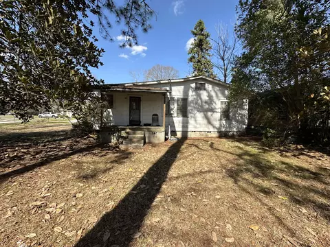 822 Conti St, Laurel, MS 39440 photo 2