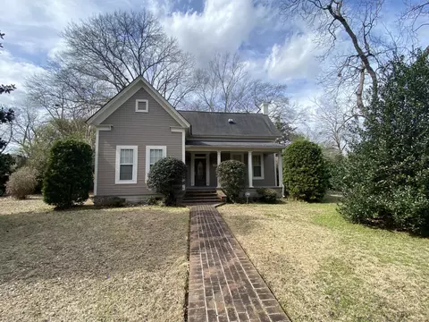 615 East Ave, Columbia, MS 39429