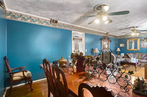 Dining - 1002 S 5th St, Collins, MS 39428 photo 2 of 3