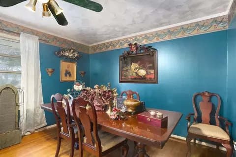 Dining - 1002 S 5th St, Collins, MS 39428 photo 1 of 3