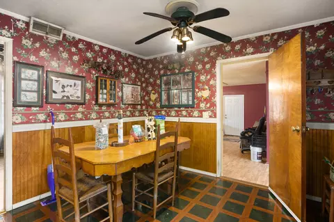 Dining - 1002 S 5th St, Collins, MS 39428 photo 3 of 3