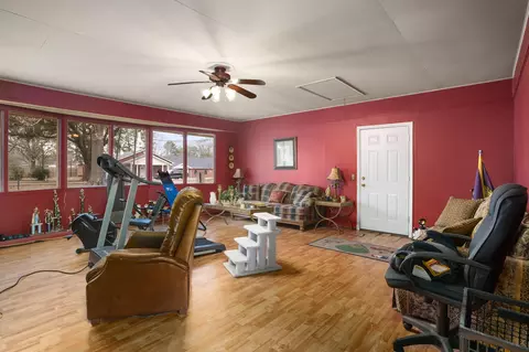 Living - 1002 S 5th St, Collins, MS 39428 photo 4 of 6