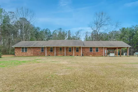 311 Lake Mike Conner, Collins, MS 39428