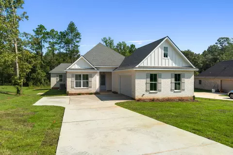 24 Spring Oak, Carriere, MS 39426