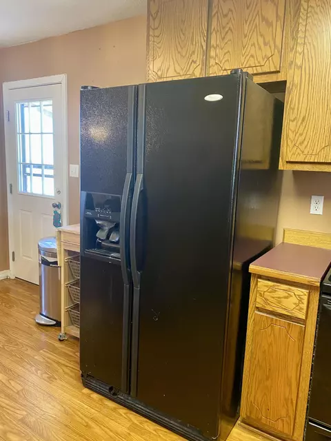 Kitchen - 26 W Thompson Rd, Brooklyn, MS 39425 photo 4 of 5