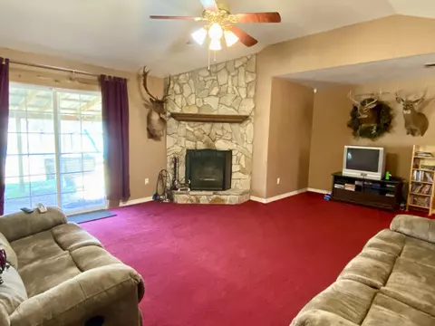 Living - 26 W Thompson Rd, Brooklyn, MS 39425 photo 1 of 2