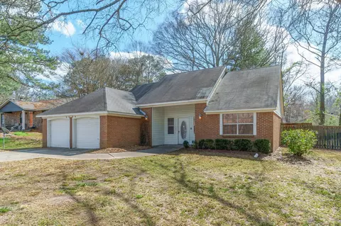 5004 W 4th St, Hattiesburg, MS 39402