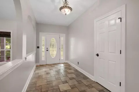 Entry Way - 23 Chestnut Ln, Sumrall, MS 39482 photo 1 of 3