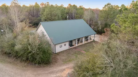 25 Two Miles Rd, Prentiss, MS 39474