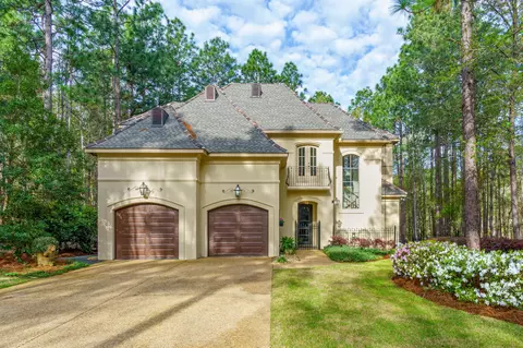 28 Fieldstone, Hattiesburg, MS 39402