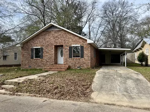 909 Porter St, Columbia, MS 39429