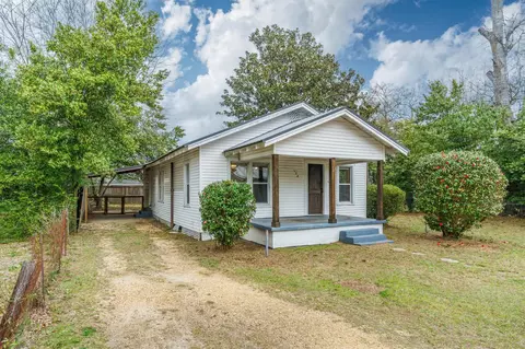 138 W 4th Ave, Petal, MS 39465