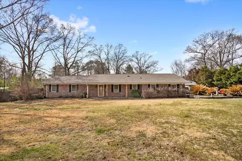 11 Giles Dr, Laurel, MS 39443 photo 1