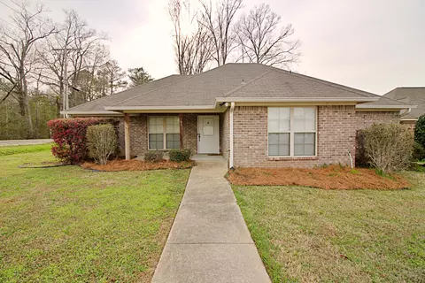 101 Whispering Oaks, Pearl, MS 39208