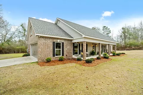Exterior - 18 L Williamson Rd, Sumrall, MS 39482 photo 4 of 13