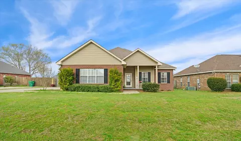 108 High Meadows Cir, Petal, MS 39465