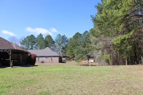 Exterior - 41 Pleasant Hl, Sumrall, MS 39482 photo 4 of 7