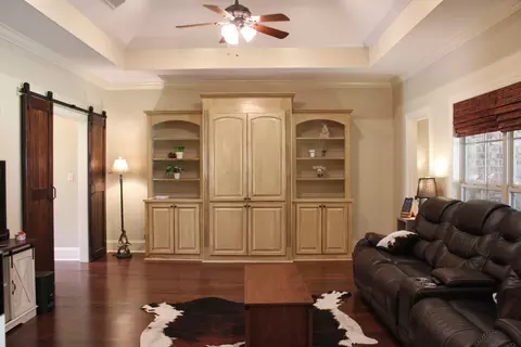 Living - 41 Pleasant Hl, Sumrall, MS 39482 photo 1 of 5