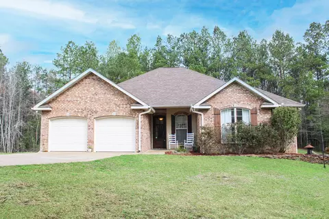 41 Pleasant Hl, Sumrall, MS 39482
