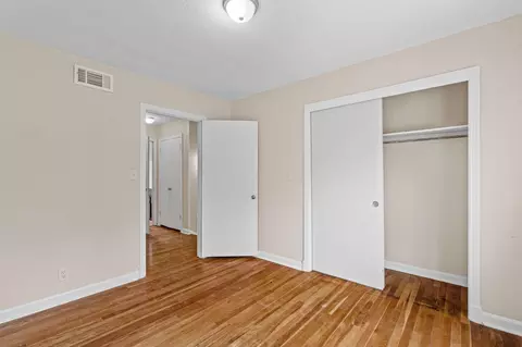 Bedroom - 237 Stephen Ave, Laurel, MS 39440 photo 2 of 2
