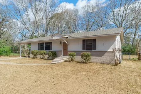 106 Waller St, Petal, MS 39465
