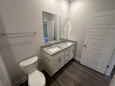 Bath - 79 Stonebridge, Petal, MS 39465 photo 3 of 4