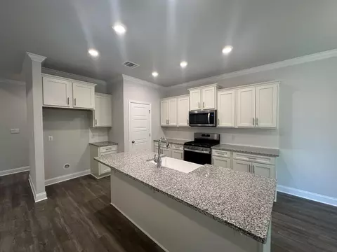 Kitchen - 79 Stonebridge, Petal, MS 39465 photo 1 of 2