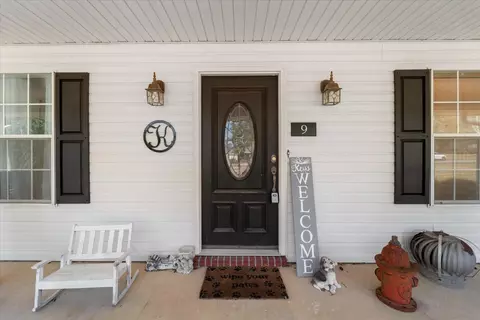 Exterior - 9 Timber Ln Dr, Collins, MS 39428 photo 4 of 11