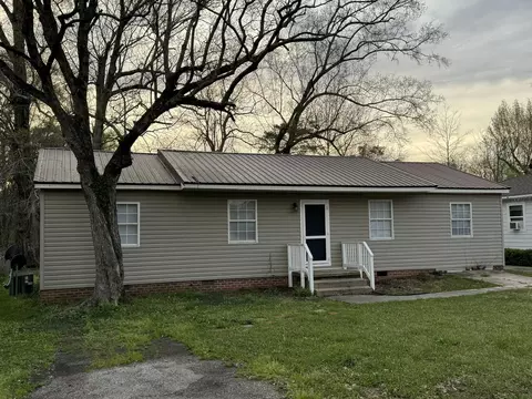 216 N 18th Ave, Hattiesburg, MS 39401