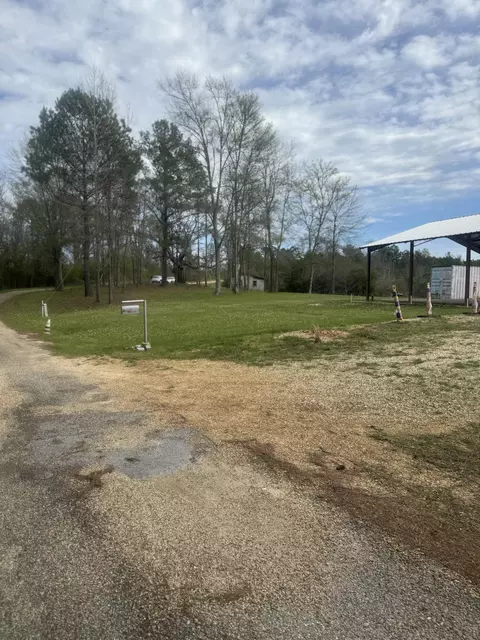 123 Mission, Prentiss, MS 39474