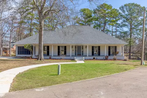 113 Easthaven Cir, Brandon, MS 39042