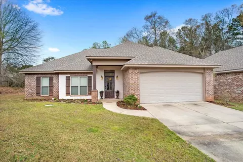 9 Sienna Ln, Sumrall, MS 39482