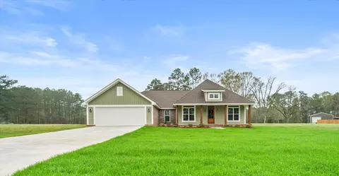 165 1st East St, Sumrall, MS 39482