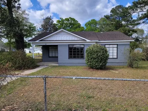 200 Gum Ave, Richton, MS 39476