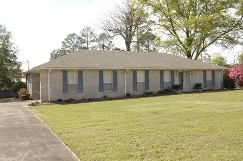 21 Janice St, Columbia, MS 39429