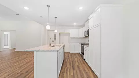 62 E Locust, Sumrall, MS 39482 photo 9