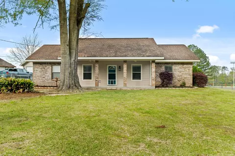 219 Sun Cir, Petal, MS 39465