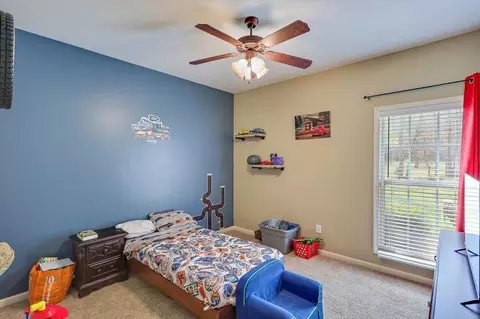Bedroom - 117 Stratford Dr, Brandon, MS 39042 photo 3 of 4