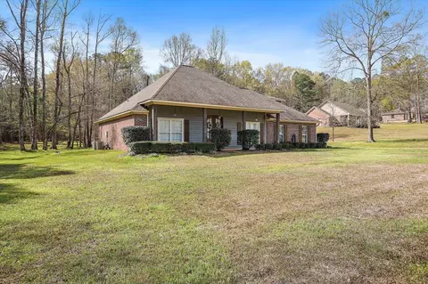 Other - 117 Stratford Dr, Brandon, MS 39042 photo 2 of 21
