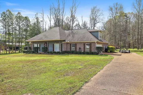 Exterior - 117 Stratford Dr, Brandon, MS 39042 photo 1 of 12