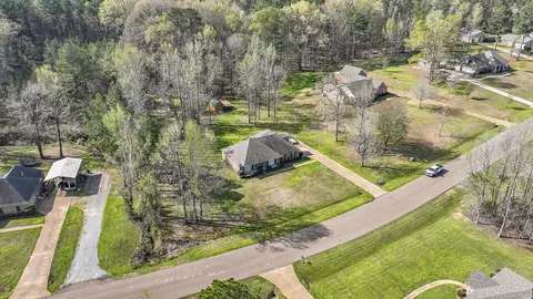 View/Area - 117 Stratford Dr, Brandon, MS 39042 photo 1 of 20