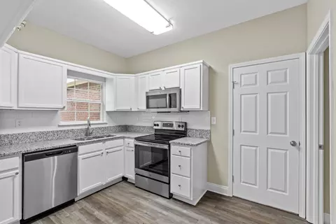 Kitchen - 7 S Wind Ridge Cv, Purvis, MS 39475 photo 1 of 1